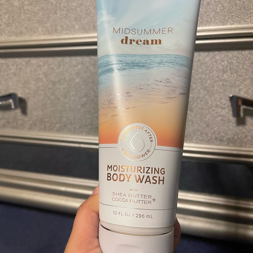 bbw moisturizing body wash